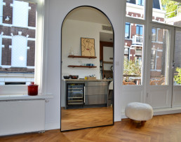 Frontstaal stalen spiegel toogmodel | Appartement Amsterdam Oud-Zuid